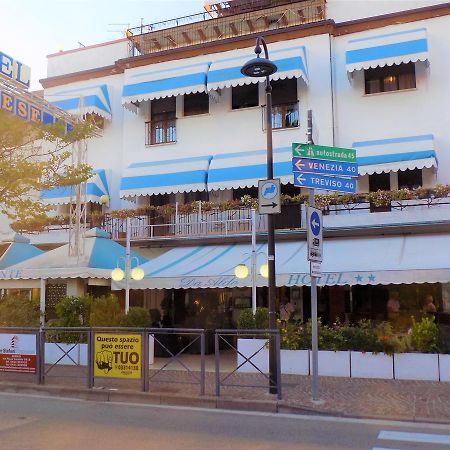 Hotel Udinese Da Aldo Jesolo Ngoại thất bức ảnh